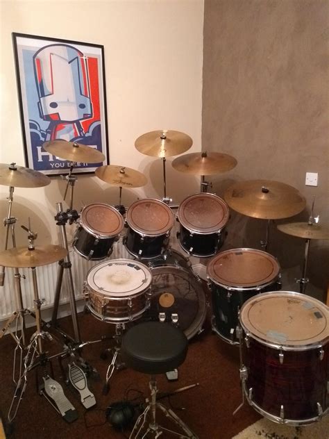 What do you think of my new drum kit? It's a Tama rockstar pro from 1991. : r/drums