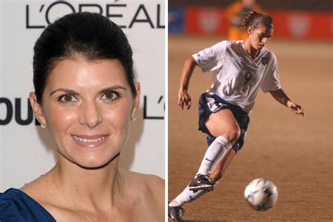 Mia Hamm is a Soccer Legend, But Where is She Now? - FanBuzz