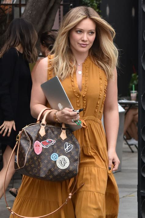 Hilary Duff at 901 Hair Salon in Los Angeles 10/27/ 2016 • CelebMafia