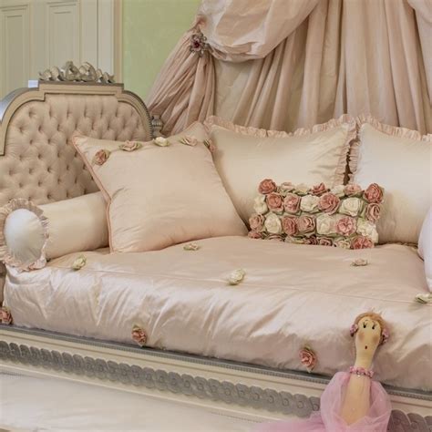 Daybed covers – luxury, elegant and stylish daybed sets