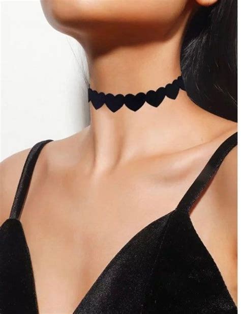 Black Heart Choker Leather Choker Necklace Heart Choker - Etsy | Chokers, Heart choker, Black choker