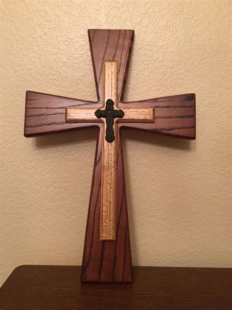 Pin by Rolando Lugo on Outdoor spaces | Wooden crosses, Cross crafts ...