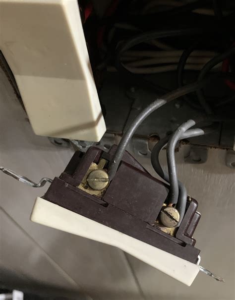 wiring a light switch old wiring Switch light wiring wire outlet ...