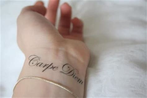 100 Creative Carpe Diem Tattoos & Meanings