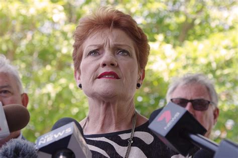 WA election 2017: One Nation leader Pauline Hanson stands by candidates on South West visit ...