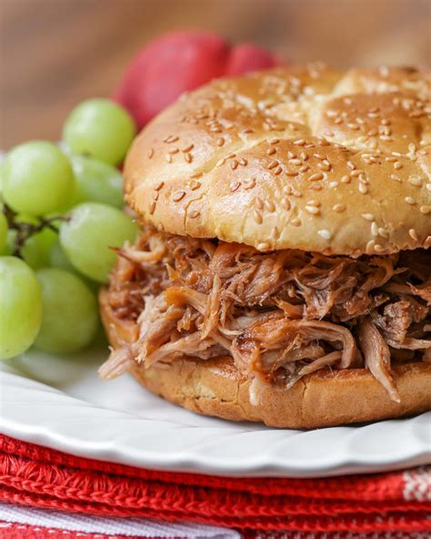 Crockpot Pulled Pork Recipes For Delicious Dinners - REPOCRA