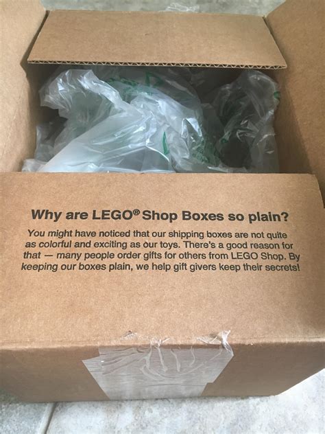 A disguised Lego delivery box : r/mildlyinteresting