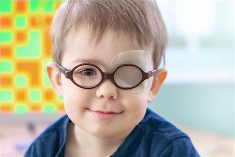 Eye Patches for Eye Health - Uses, Types, and How They Work | MyVision.org