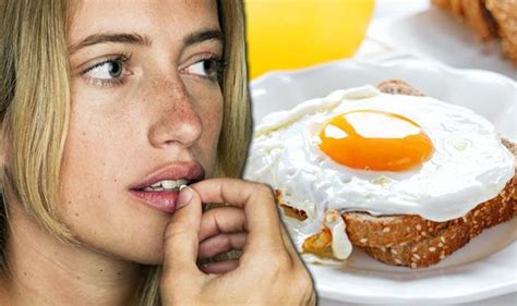 Vitamin B12 deficiency: Add eggs and foods to diet to prevent symptoms ...