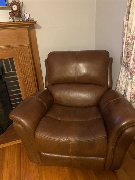 Corinthian leather Recliners for Sale in Greenville, SC - OfferUp