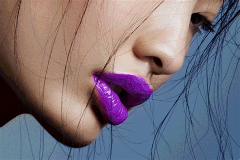 Color-Changing Lipsticks Are Trending Now—Here’s How They Work Color Changing Lipstick, Color ...