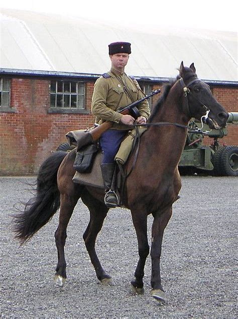 “EL PRIMER CIGARRILLO” Cosacos en el Ejército Rojo