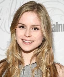 Erin Moriarty Height Weight Body Measurements Age Stats Facts Family