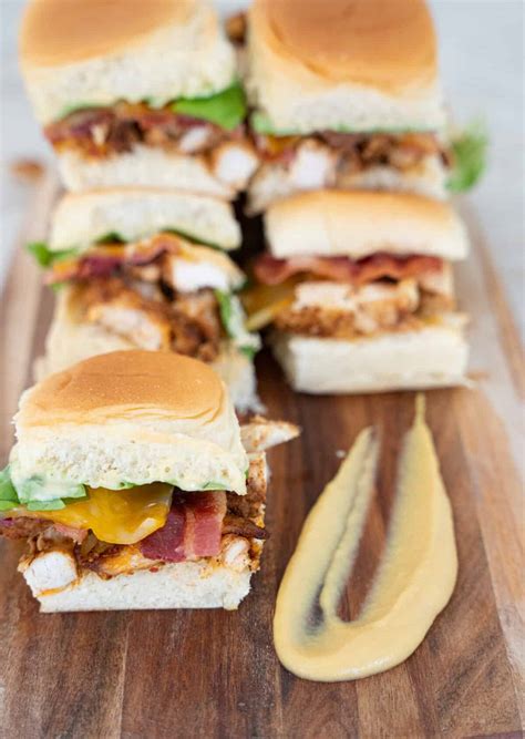 Chicken Sliders (Blackened w/ Bacon!) - Fifteen Spatulas