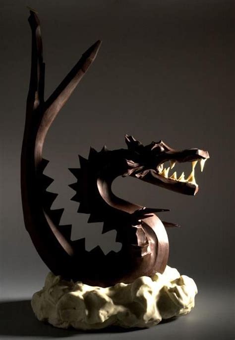 Esculturas de Chocolate + corcholat.com | Chocolate art, Chocolate sculptures, Chocolate sculpture