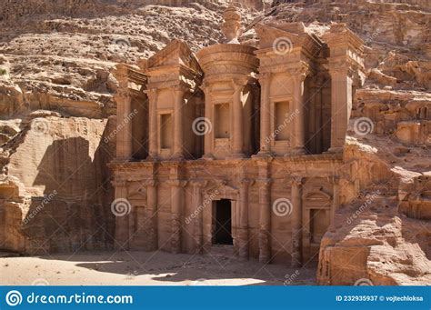 The Old Monastery in Petra, Jordan Editorial Photography - Image of ...