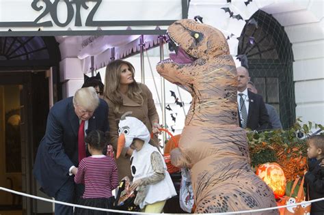 Donald Trump entertains trick-or-treating kids with Halloween party | London Evening Standard ...