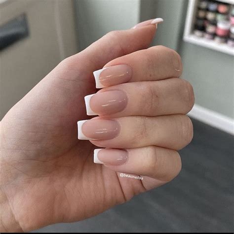 Square French tip | Short square acrylic nails, French tip nails ...