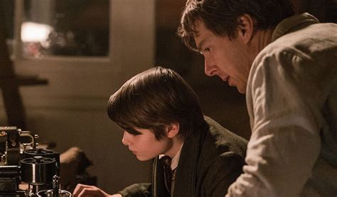 The Current War Review: Edison Biopic Fails to Generate Electricity ...