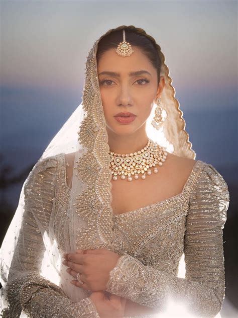 Mahira Khan makes a divine bride, embracing minimal beauty for her ...