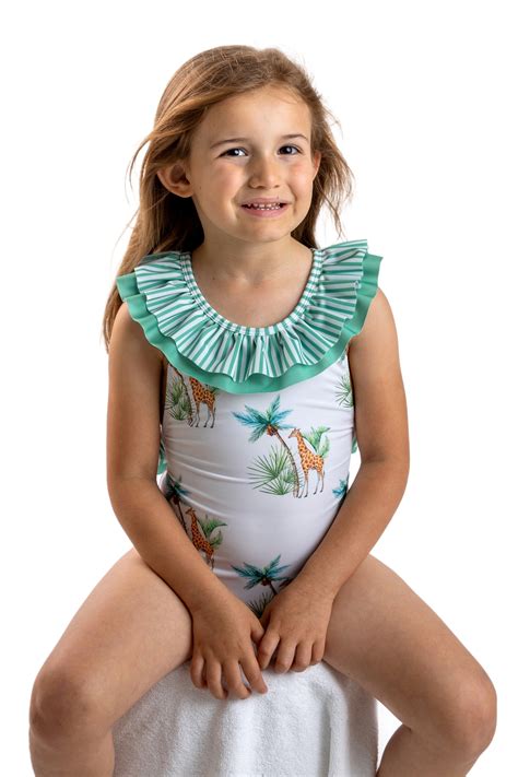 Meia Pata SS23 | GIRAFFES "Seychelles" Swimsuit in 2022 | Little girl swimsuits, Swimsuits ...