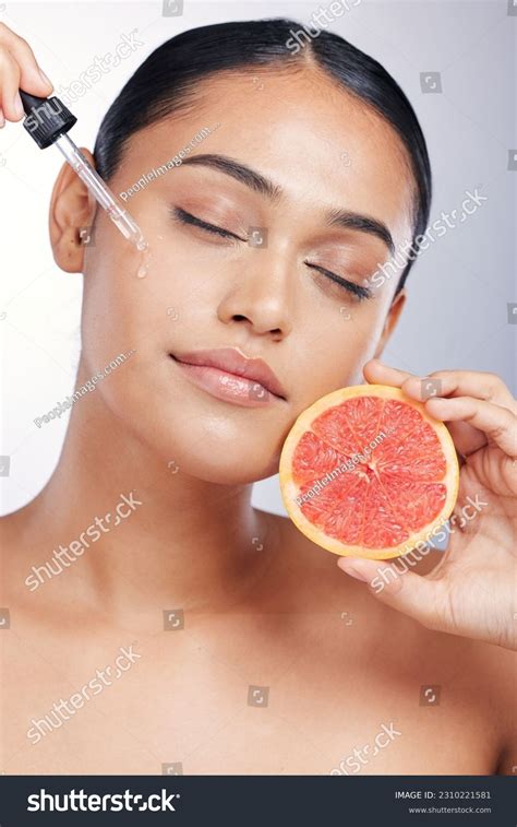 1 Woman Face Serum Beauty Grapefruit Skincare Oil Natural Cosmetics ...