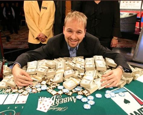 Daniel Negreanu's poker tips: Legendary player details how he reads his ...