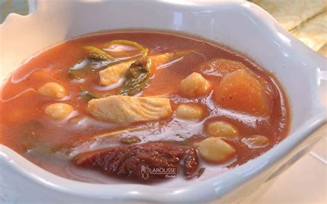 Caldo tlalpeño ⋆ Larousse Cocina