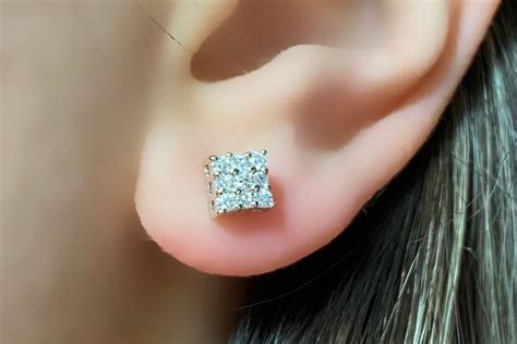 14K Gold Square Shaped Diamond Stud Earrings– White Diamond Jewels