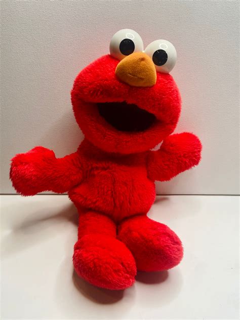 Pictures Of Elmo ~ Creative And Funny Dog Stock Photography Pictures | nawpic