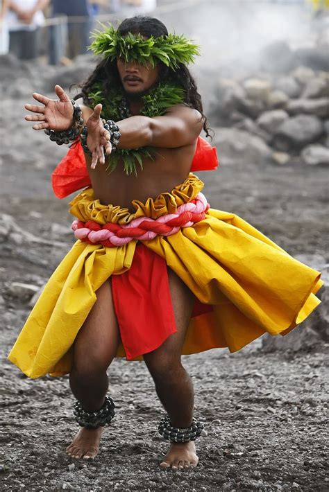 Dancer performing Kahiko at Halema'uma'u Crater, Big Island, Hawaii ...