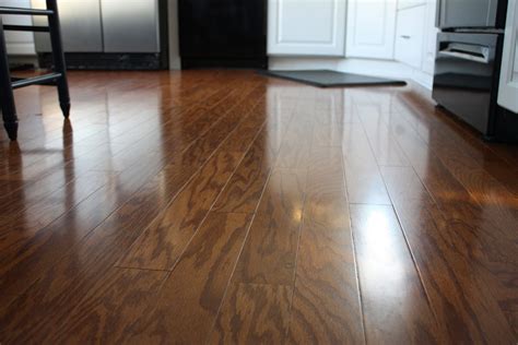 Hardwood Floor How To Clean – Flooring Tips