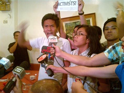 Anakbayan members stage rally at Akbayan press conference, engage in word war | Inquirer News