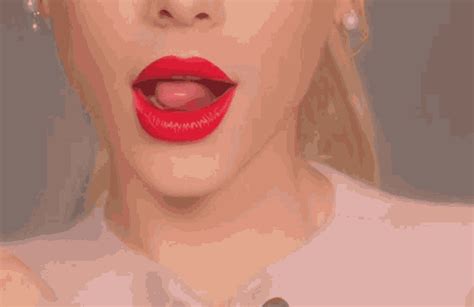 Ariana Grande Red Lips GIF - Ariana Grande Red Lips Lipstick - Discover & Share GIFs