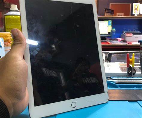 iPad 6 Screen Replacement at iPro KL - iPRO Ampang KL
