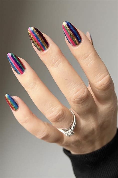 30 Striking Striped Nail Designs to Try This Season - Your Classy Look