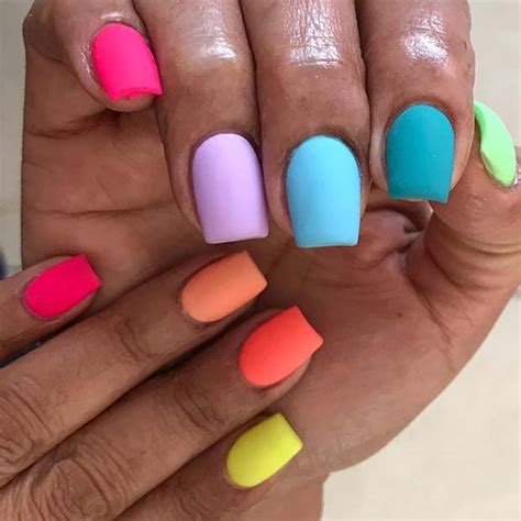 43 Beautiful Ideas for Wearing Rainbow Nails this Summer - Hatinews