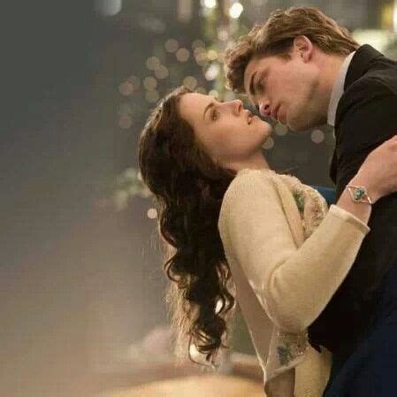 Prom scene-Twilight | Twilight, Twilight saga, Love story