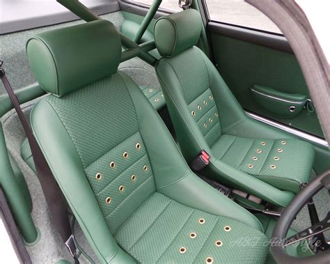 Porsche 911 leather interior | A&T Autostyle