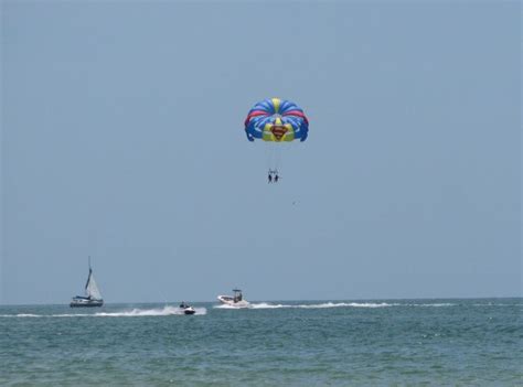 Parasailing over the Gulf of Mexico. #clearwaterbeach #parasail ...