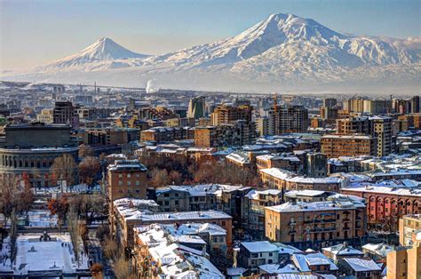 File:Yerevan 2012 February.JPG - Wikimedia Commons