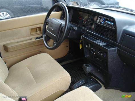 Volvo 240 technical specifications and fuel economy