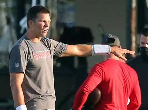 A Buccaneers tight end says Tom Brady studied his new teammates on film ...