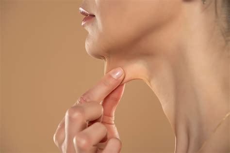 How To Tighten Neck Skin Without Surgery - HooSpeak