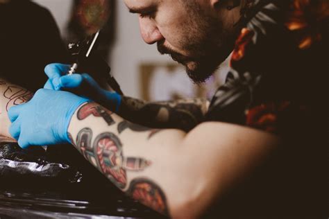 How to Properly Research the Tattoo Artist for You - Black Amethyst Tattoo Gallery