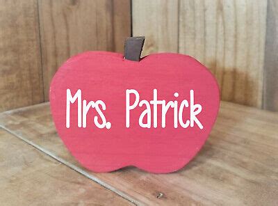 PERSONALIZED TEACHER CLASSROOM Apple Shaped Desk Name Plate Decoration Sign Gift $13.99 - PicClick