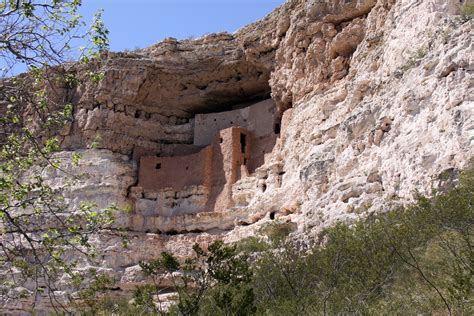 File:Montezumas castle arizona.jpg - Wikimedia Commons