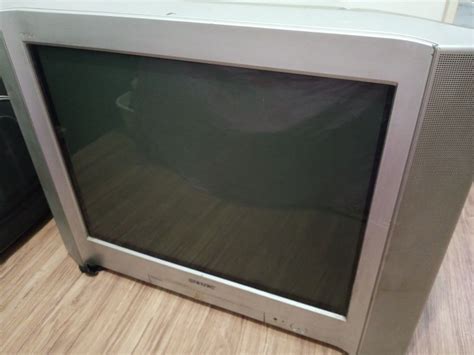 Sony trinitron, TV & Home Appliances, TV & Entertainment, TV on Carousell