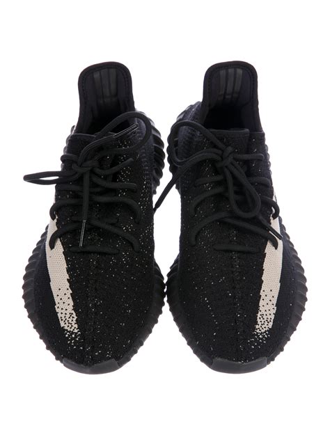 Yeezy Boost 350 V2 Oreo Sneakers w/ Tags - Shoes - WYEEZ20833 | The ...