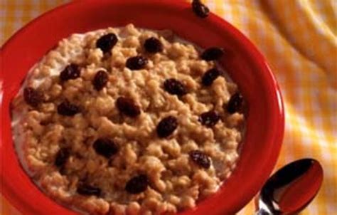 Sarapan Sehat Dengan Bubur Oatmeal dan Apel